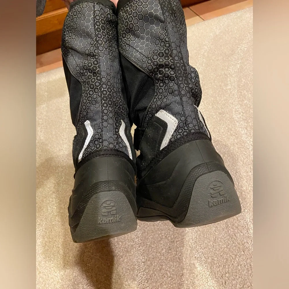 Kamik Waterproof Winter Boots Size 6 - Picture 6 of 12